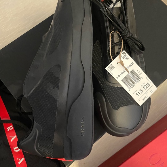 Brand New A+P Prada Luna Rossa - Picture 13 of 14